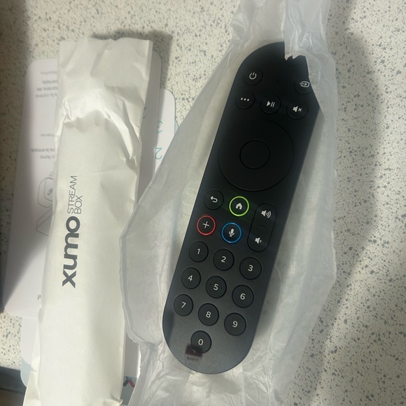 Xumo Stream Box - Picture 6 of 6